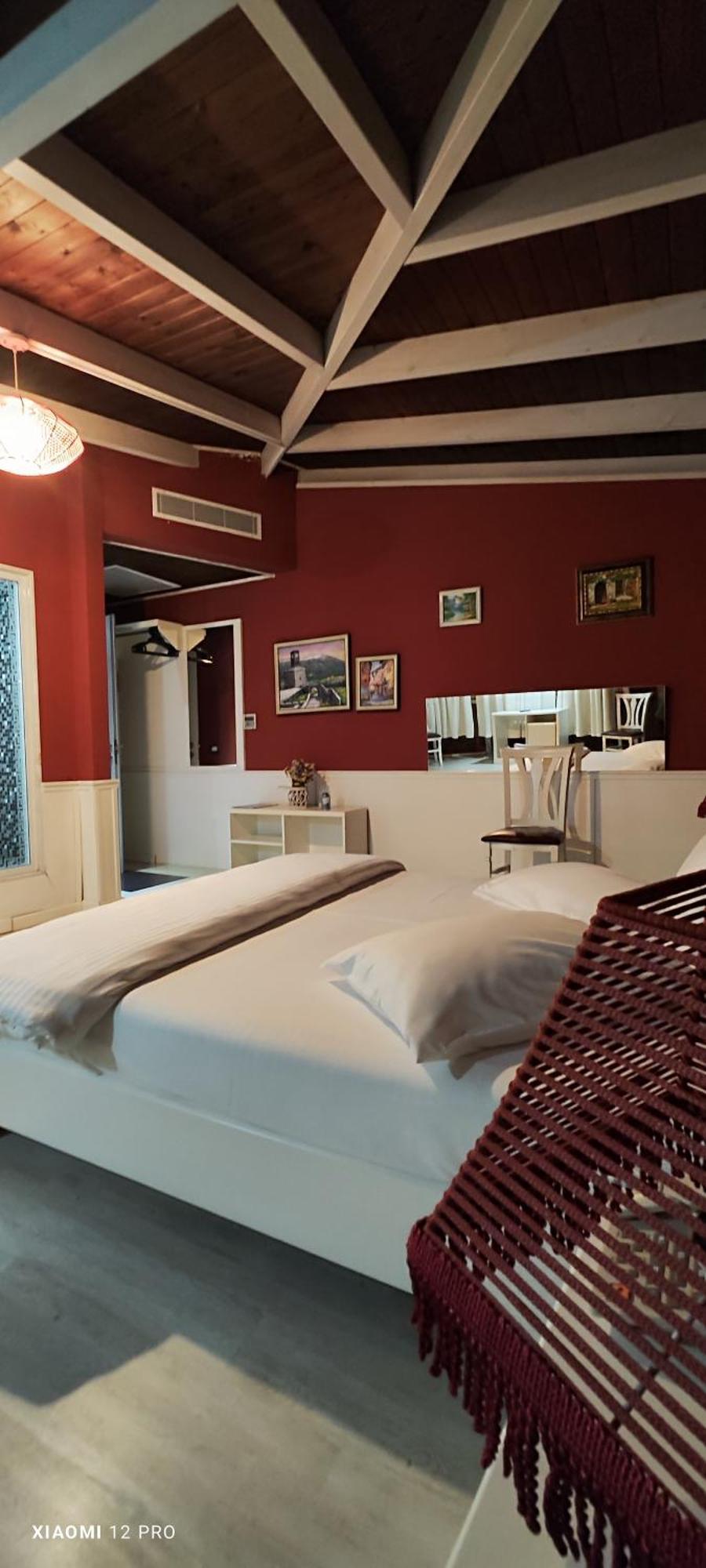 Hotel Kastria 4*